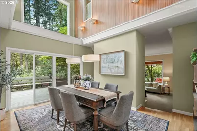 10831 SW Creightonwood Pl, Portland, OR 97219 - Photo 5