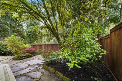 10831 SW Creightonwood Pl, Portland, OR 97219 - Photo 39