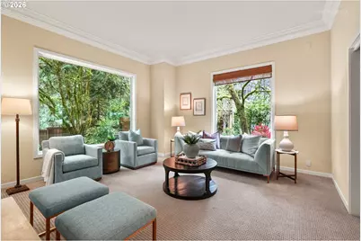 10831 SW Creightonwood Pl, Portland, OR 97219 - Photo 9