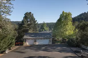 1525 Braunda Dr, Roseburg, OR 97471 - Photo 3