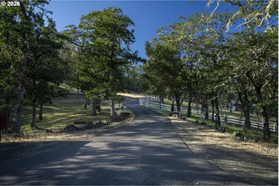1525 Braunda Dr, Roseburg, OR 97471 - Photo 41