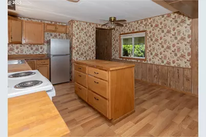 1199 N Terry St #165, Eugene, OR 97402 - Photo 9