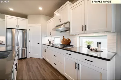 7708 SE Vermont St, Hillsboro, OR 97123 - Photo 7