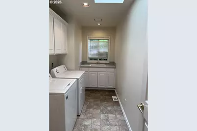 18080 SW Jeremy St, Beaverton, OR 97007 - Photo 17