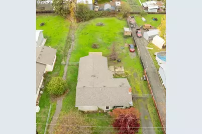 301 NW Midway St, Winston, OR 97496 - Photo 33