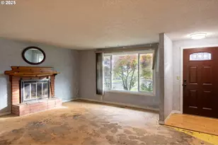 301 NW Midway St, Winston, OR 97496 - Photo 5