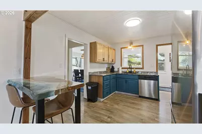 553 N Miller St, Rockaway Beach, OR 97136 - Photo 5