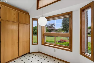 9703 NW 12th Ave, Vancouver, WA 98665 - Photo 9