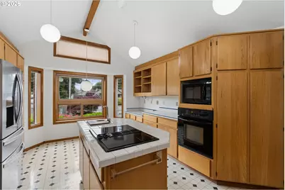 9703 NW 12th Ave, Vancouver, WA 98665 - Photo 7