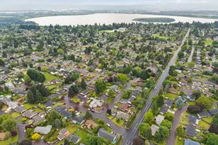 9703 NW 12th Ave, Vancouver, WA 98665 - Photo 3