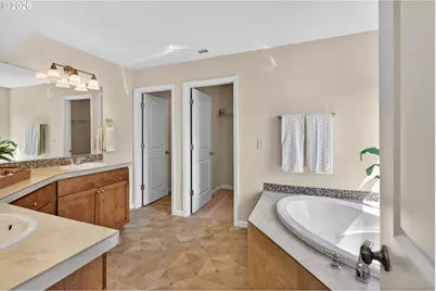 7909 NE 19th Cir, Vancouver, WA 98664 - Photo 11