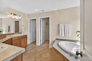 7909 NE 19th Cir, Vancouver, WA 98664 - Photo 11