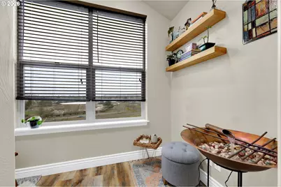 1930 Hawkins Ln, Eugene, OR 97405 - Photo 37