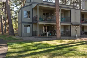 827 E Desperado Trail, Sisters, OR 97759 - Photo 1