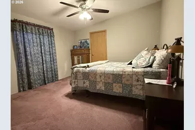 120 SE Oak Leaf Ln, Winston, OR 97496 - Photo 19