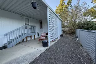120 SE Oak Leaf Ln, Winston, OR 97496 - Photo 27