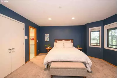 4068 SW Hewett Blvd, Portland, OR 97221 - Photo 21