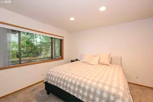 4068 SW Hewett Blvd, Portland, OR 97221 - Photo 23