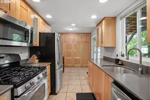 4343 SE Francis St, Portland, OR 97206 - Photo 9