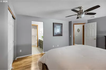 21181 SW Houston Dr, Sherwood, OR 97140 - Photo 21