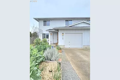 4467 Fergus Ave, Eugene, OR 97402 - Photo 3