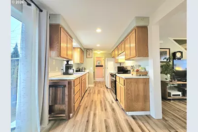 4467 Fergus Ave, Eugene, OR 97402 - Photo 23