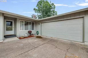 210 Forest Pl, Forest Grove, OR 97116 - Photo 9