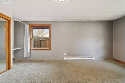 9011 NE Tillamook St, Portland, OR 97220 - Photo 31