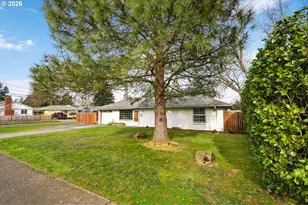 9011 NE Tillamook St, Portland, OR 97220 - Photo 3