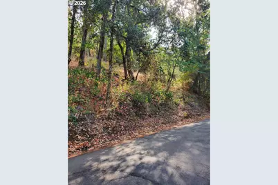 2373 W Military Ave, Roseburg, OR 97471 - Photo 17