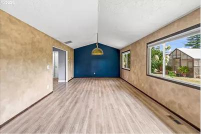 8619 NE 35th Ave, Vancouver, WA 98665 - Photo 11