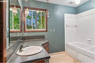 8619 NE 35th Ave, Vancouver, WA 98665 - Photo 25