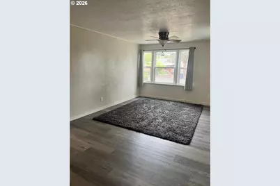 1453 C St, Springfield, OR 97477 - Photo 5