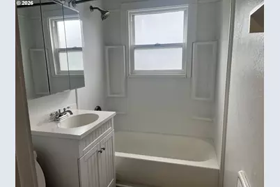 1453 C St, Springfield, OR 97477 - Photo 33