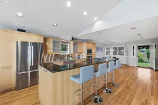 21047 NE Interlachen Ln, Fairview, OR 97024 - Photo 7
