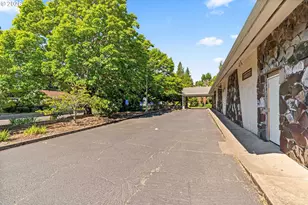 2111 Minnesota St, Eugene, OR 97402 - Photo 11
