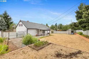 807 SE 169th Dr, Portland, OR 97233 - Photo 25