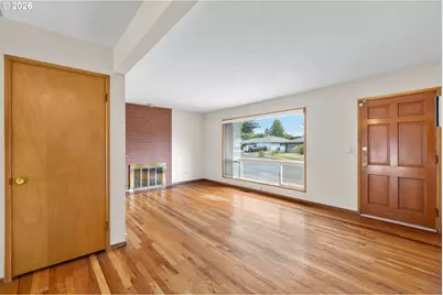 807 SE 169th Dr, Portland, OR 97233 - Photo 15
