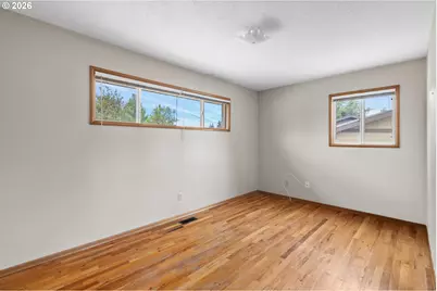 807 SE 169th Dr, Portland, OR 97233 - Photo 5