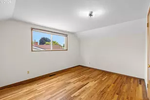 807 SE 169th Dr, Portland, OR 97233 - Photo 17