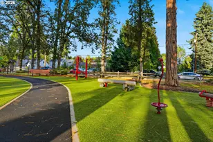 19062 SW York St, Beaverton, OR 97003 - Photo 45