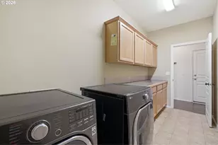 19062 SW York St, Beaverton, OR 97003 - Photo 37