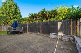 19062 SW York St, Beaverton, OR 97003 - Photo 39
