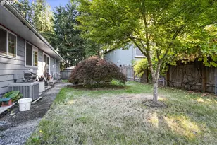 205 NE 160th Ave, Portland, OR 97230 - Photo 35