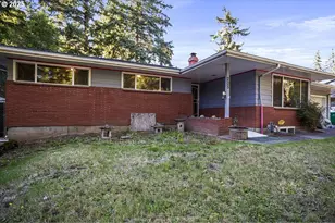 205 NE 160th Ave, Portland, OR 97230 - Photo 3