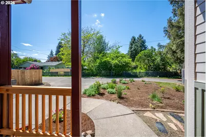 159 Crocker Ln, Eugene, OR 97404 - Photo 25