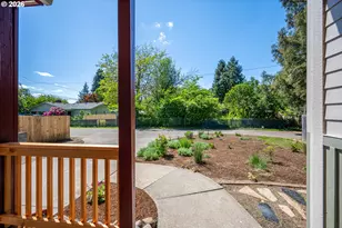 159 Crocker Ln, Eugene, OR 97404 - Photo 25
