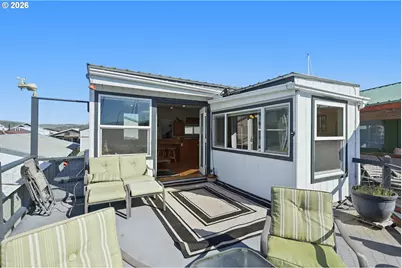 101 N Boat Basin Rd #C-3, The Dalles, OR 97058 - Photo 1
