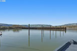 101 N Boat Basin Rd, The Dalles, OR 97058 - Photo 11