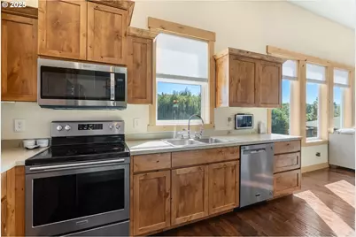 192 Honey Suckle Ln, The Dalles, OR 97058 - Photo 7